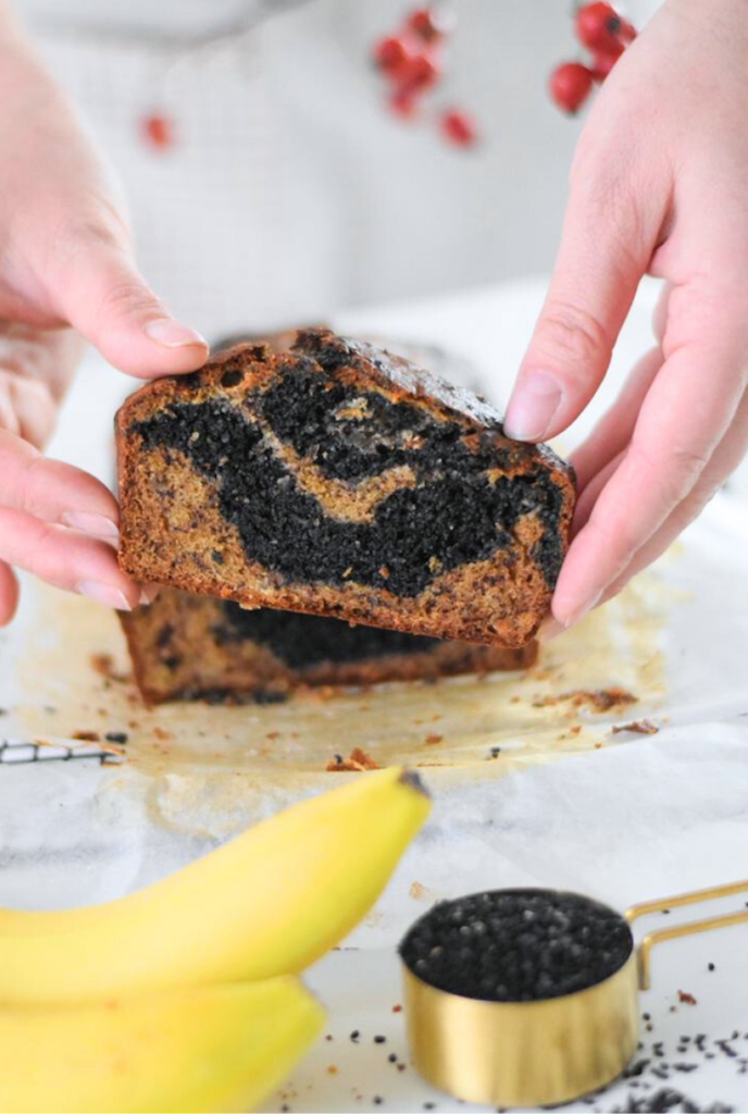 banana bread cu susan negru